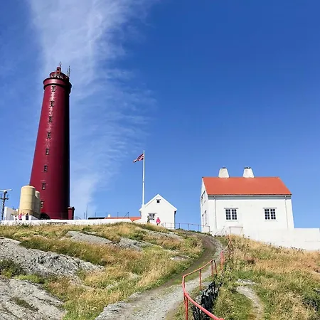 펜션 Historic By The Sea In Solund Hardbakke